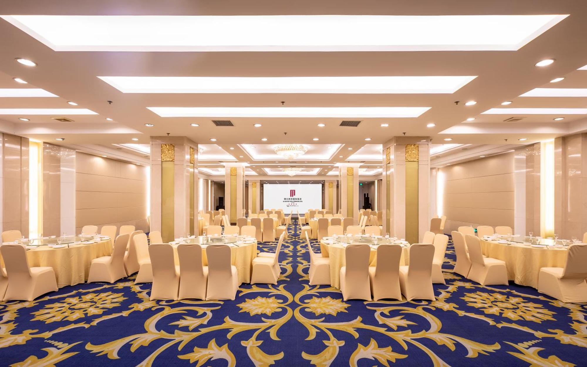 Jin Jiang West Capital International Hotel The Bell And Drum Tower Muslim Quarter & Metro Line 6 & Indoor Swimming Pool & Self-Service Free Laundry Room Xi'an  Luaran gambar