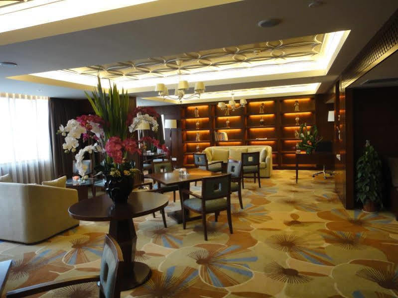 Jin Jiang West Capital International Hotel The Bell And Drum Tower Muslim Quarter & Metro Line 6 & Indoor Swimming Pool & Self-Service Free Laundry Room Xi'an  Luaran gambar