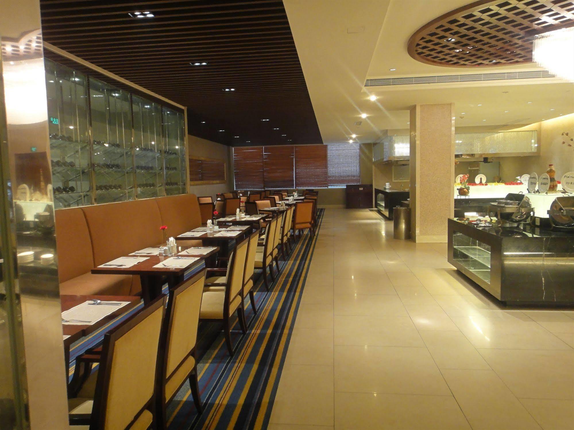 Jin Jiang West Capital International Hotel The Bell And Drum Tower Muslim Quarter & Metro Line 6 & Indoor Swimming Pool & Self-Service Free Laundry Room Xi'an  Luaran gambar